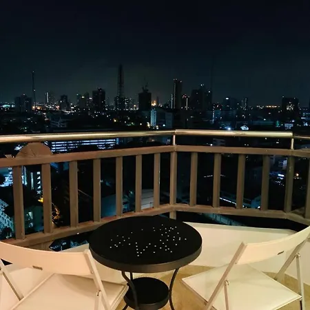 Supalai Oriental Place